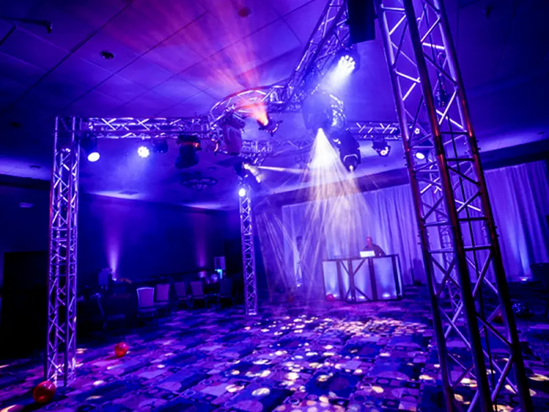 Locação de palco e Box Truss para eventos